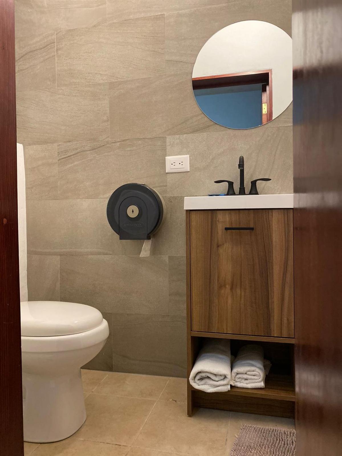 Hostel Inn ซานมิเกล เด อาเญนเด ภายนอก รูปภาพ